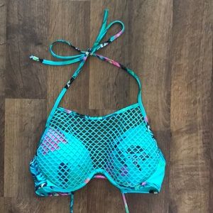 NWOT Shade and Shore bikini top